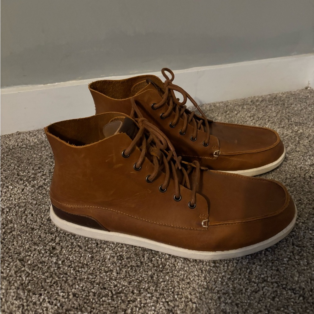 OluKai Men's  Chukka Boots